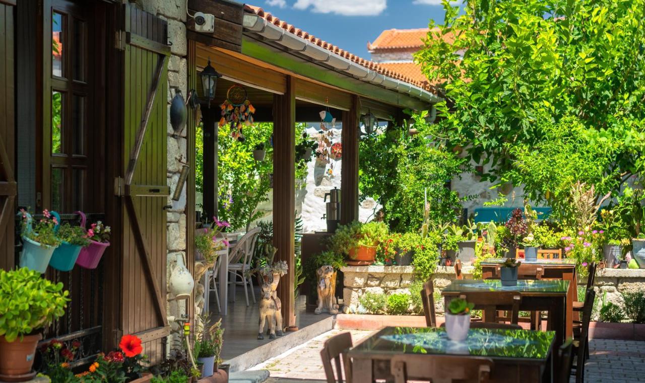 Flores Hotel Alaçatı Ngoại thất bức ảnh