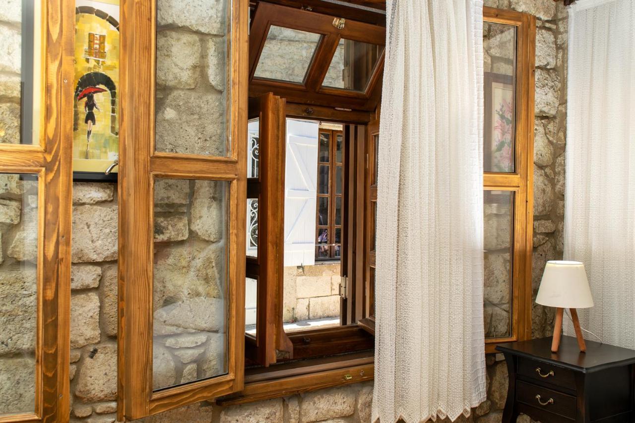 Flores Hotel Alaçatı Ngoại thất bức ảnh